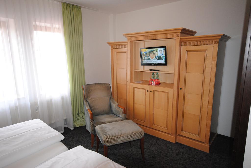Gaestehaus Bavaria Regensburg Ruang foto