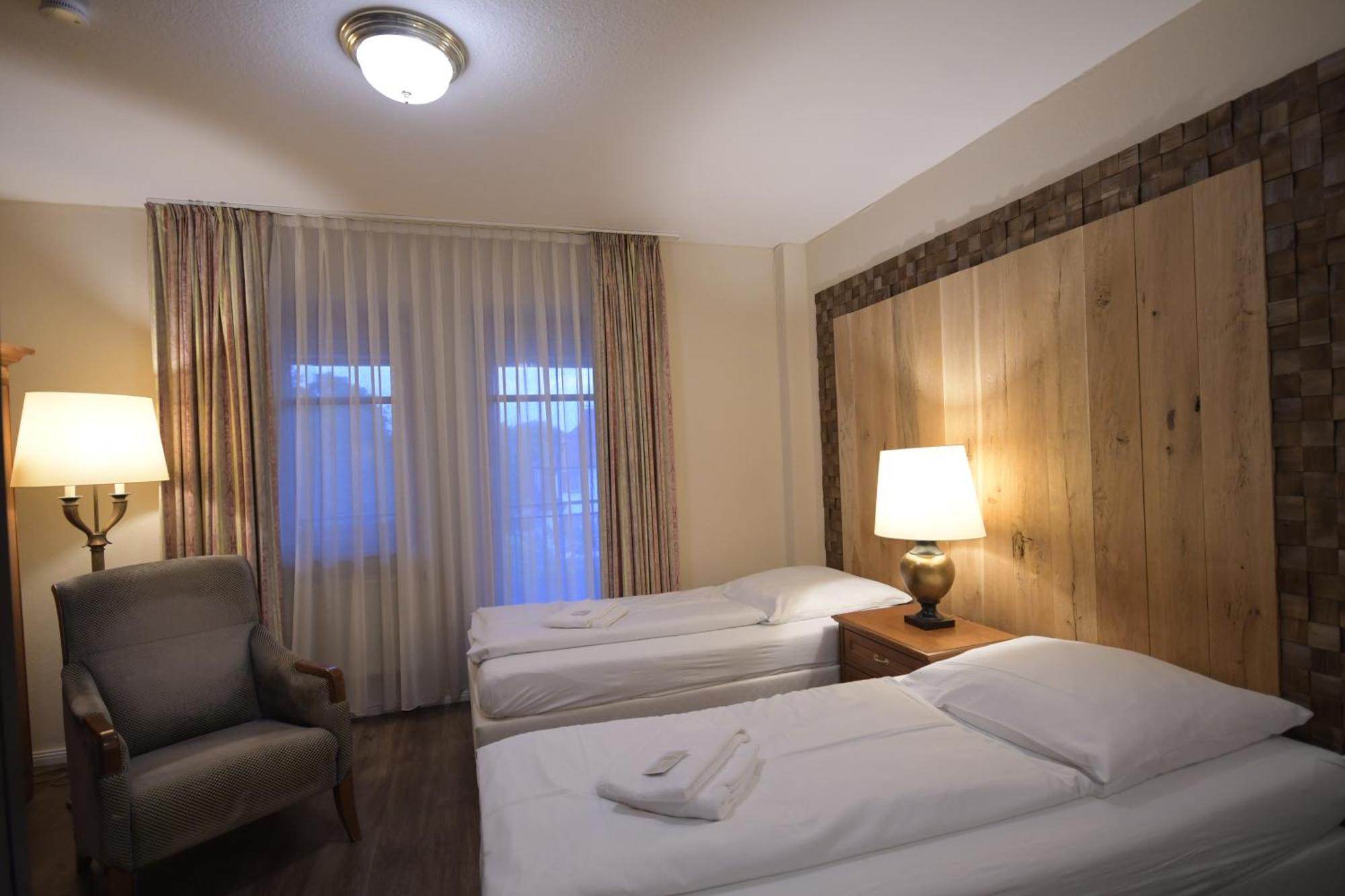Gaestehaus Bavaria Regensburg Bagian luar foto